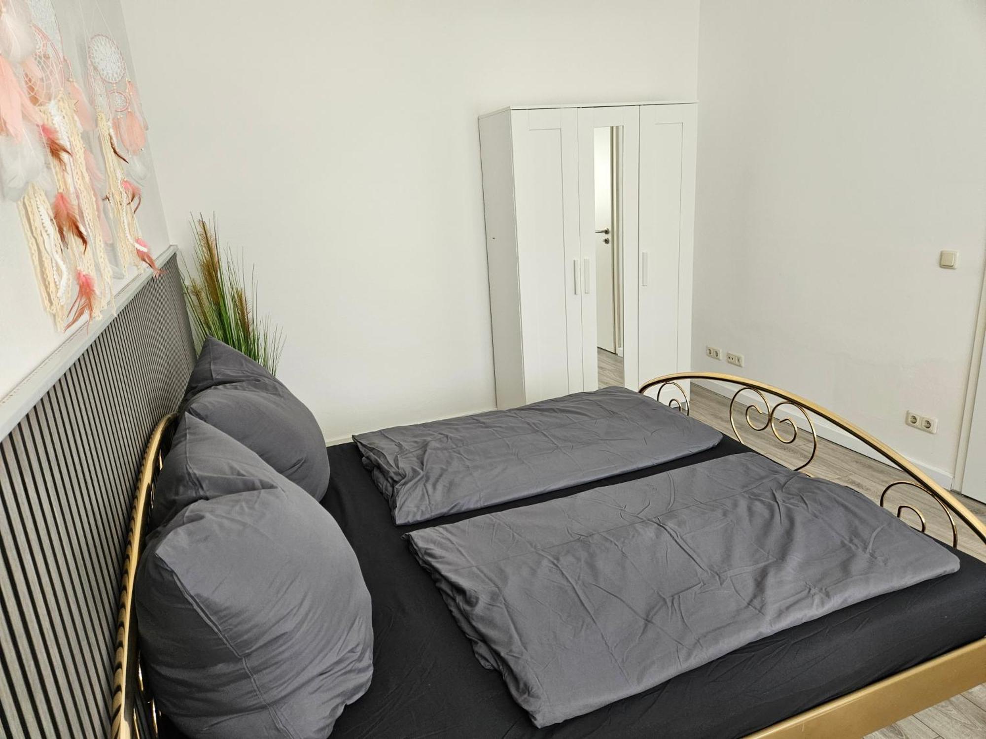 Be My Guest In Stadtfeld Apartment