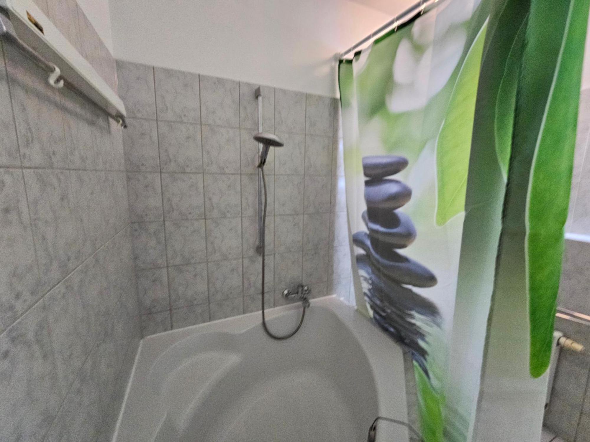 Be My Guest In Stadtfeld Apartment *